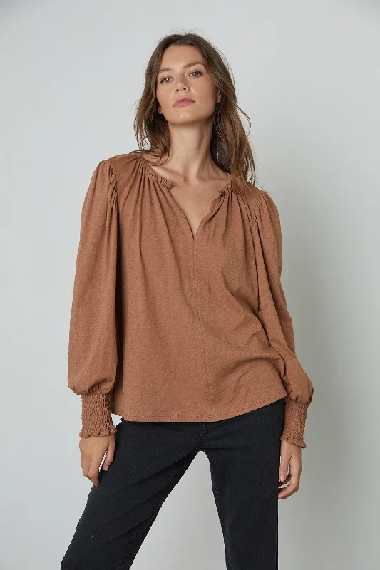 IRINA SPLIT NECK TEE Basic T-Shirt Crew Neck Short Sleeve