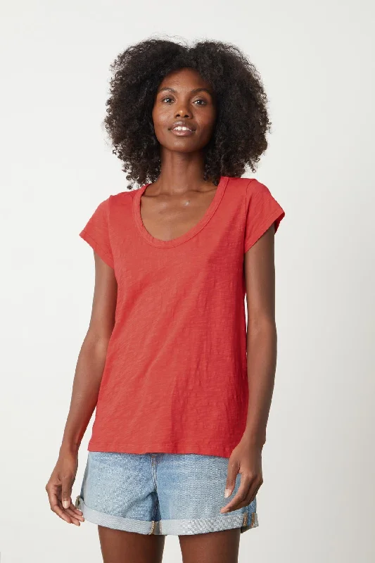 KIRA TEE Collared Crew Neck Turtle Neck