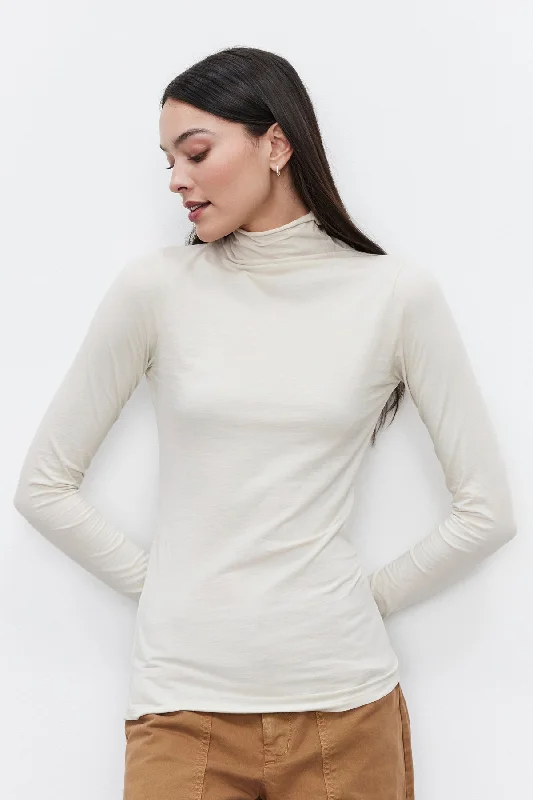 TALISIA TEE Front Pockets Side Pockets Patch Pockets