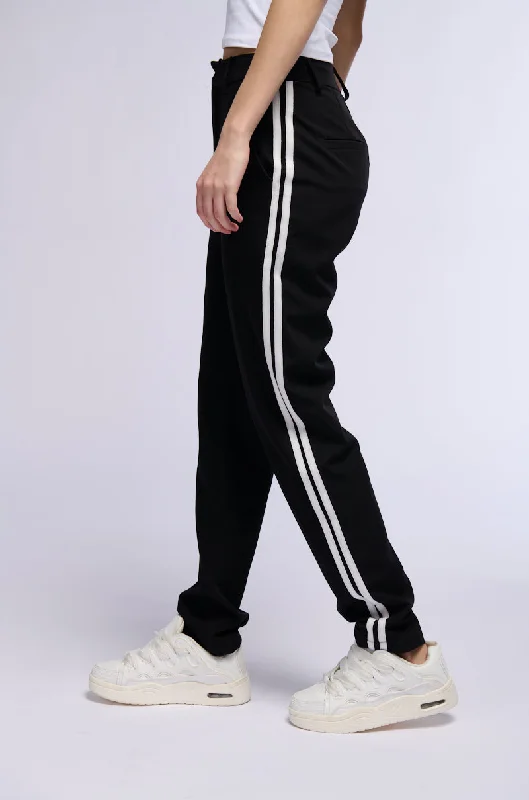 SHE A RIDER STRIPED WOVEN TROUSERS Trousers Low Rise Relaxed