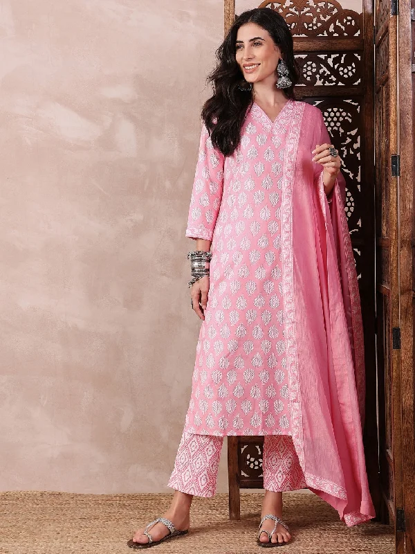 Women Pink Rayon Blend Floral Printed Straight Kurta Trouser With Dupatta Trousers luxurious premium Women Pink Rayon Blend Floral Printed Straight Kurta Trouser With Dupatta Trousers luxurious premium