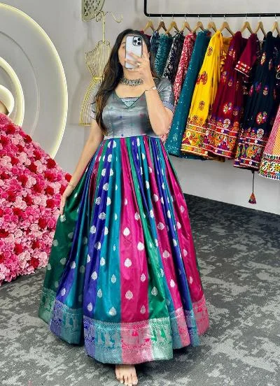 Ash Grey Multicolour Jacquard Weaving Silk Gown 1pc