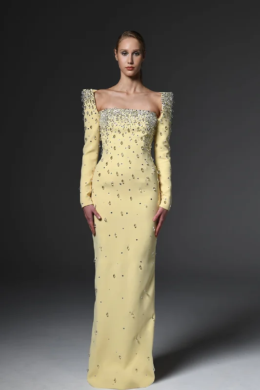 Structured sleeves embroidered dress